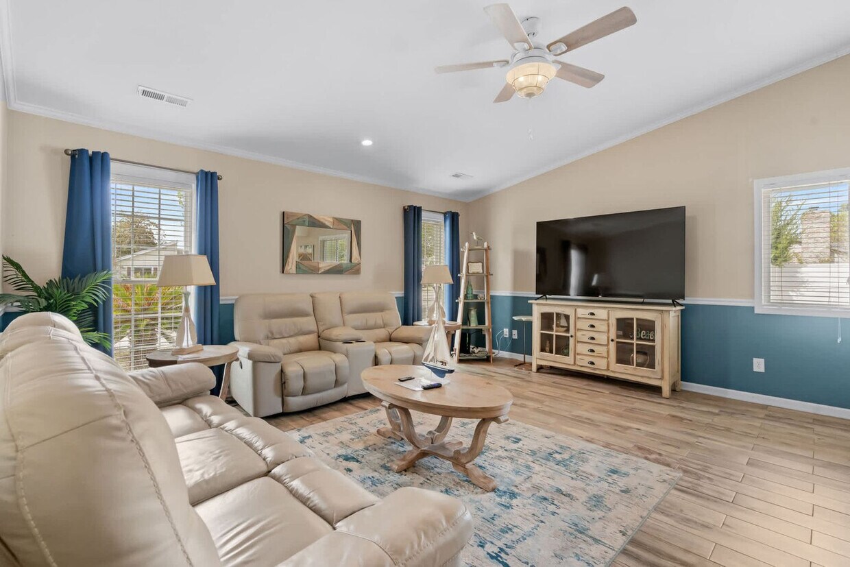 Foto principal - 30A Indian Oak Ln