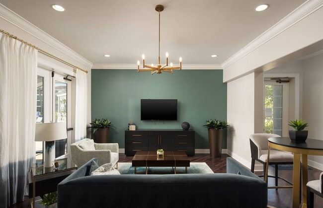 Building Photo - Sierra Grande