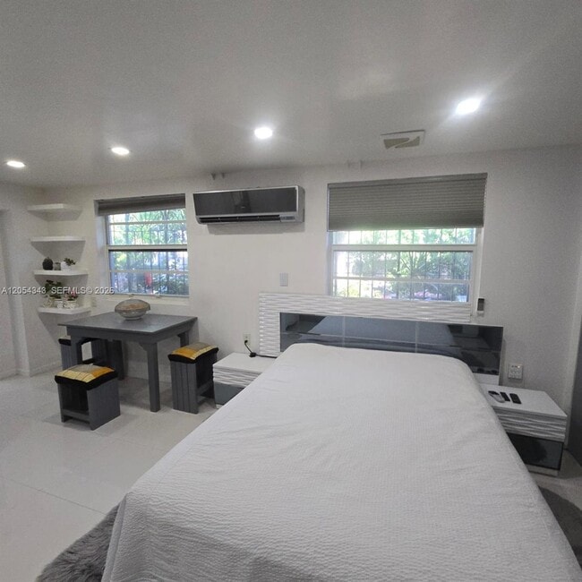 Foto del edificio - 5600 SW 112th Ave