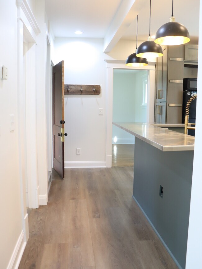 Foto del edificio - 20 Olcott Ave