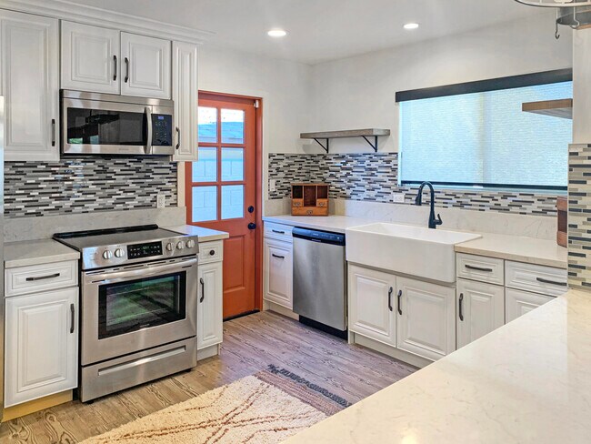 Building Photo - 52560 Avenida Ramirez