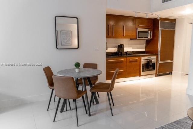 Building Photo - 475 Brickell Ave