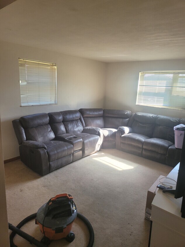 15 Ohio Ave, Hamilton, OH 45013 15 Ohio Ave Hamilton, OH Apartments