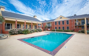 Building Photo - The Claridge Apartments