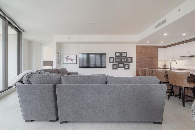 Foto del edificio - 2103 Bayshore Blvd