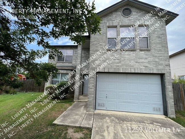 Foto del edificio - Great 4 Bedroom, 2.5 Bath home near 1604 &...