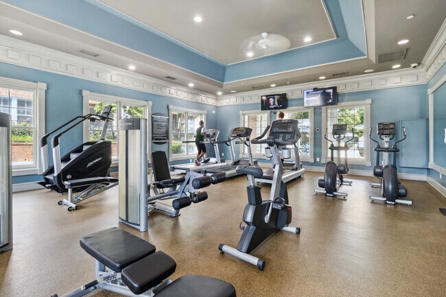Foto del edificio - The Trails at King Farm Apartments
