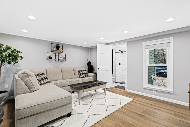 Foto del edificio - 15131 Northville Rd