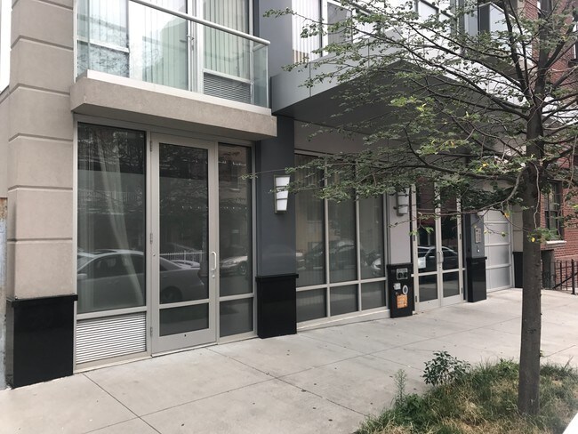 Foto del edificio - 3161 37th Ave