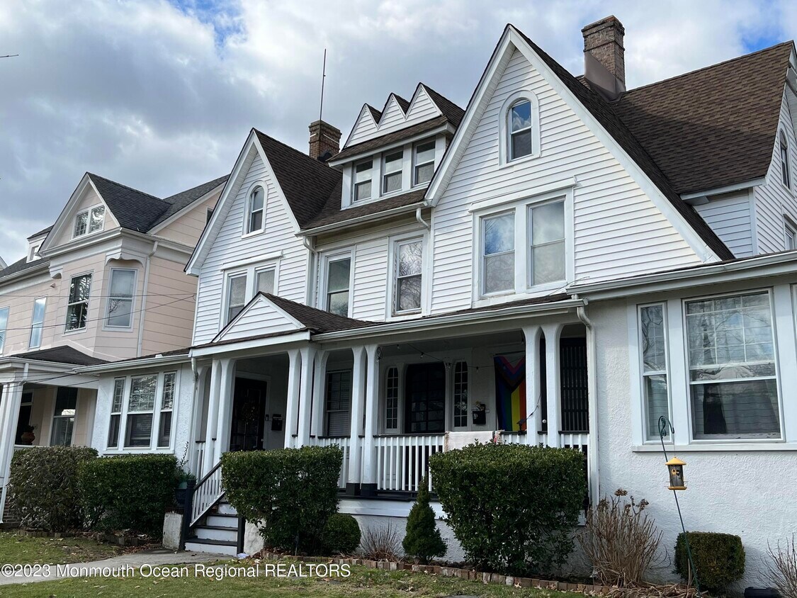 Foto principal - 1107 Grand Ave