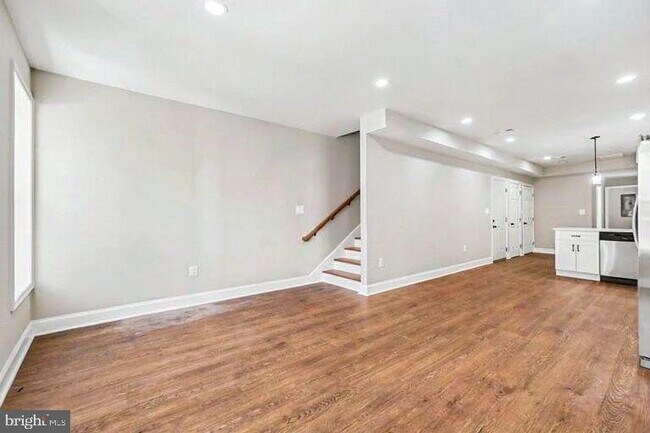 Foto del edificio - 1625 Edmondson Ave