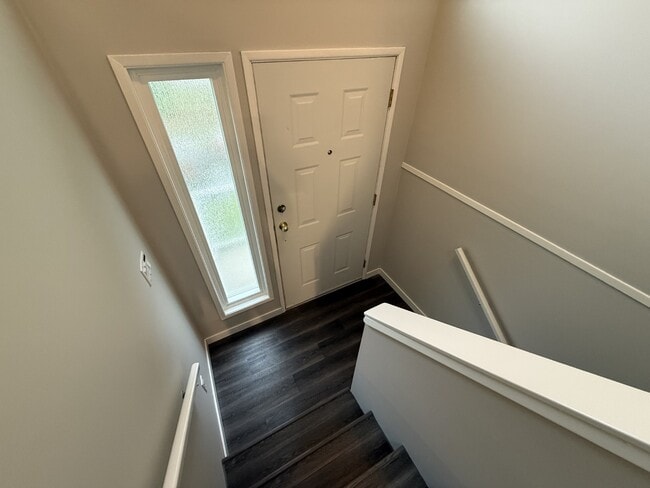 Building Photo - 2675 Labieux Rd