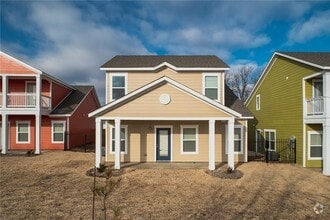 Building Photo - 1690 N Izard Ln