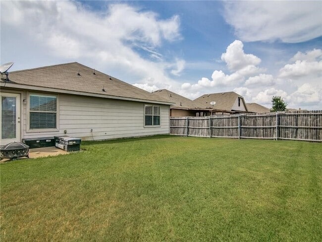 Building Photo - 2008 Abbey Rd