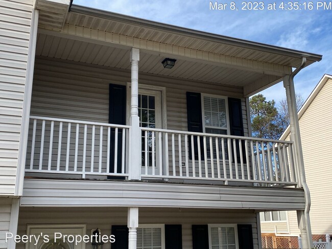 Building Photo - 3 br, 2.5 bath House - 105 Crystal Springs...