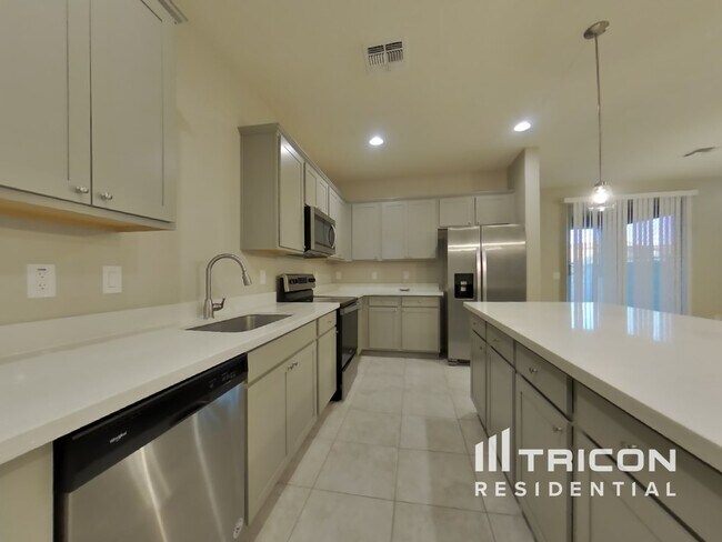 Building Photo - 17571 W Monte Lindo Ln