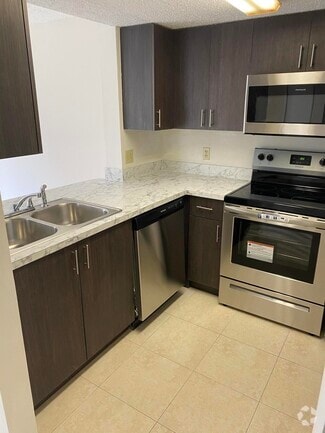 Building Photo - 6340 La Costa Dr