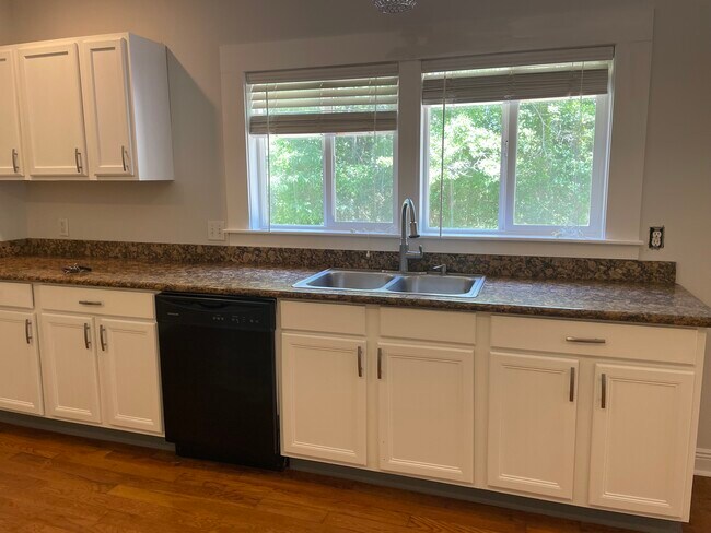 Foto del edificio - 1000 Dunbar Ave