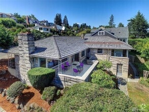 Building Photo - 4402 54th Ave NE