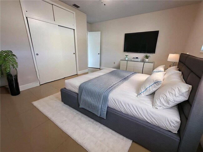 Foto del edificio - 7654 Indigo St