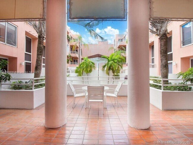 Foto del edificio - 2801 Florida Ave