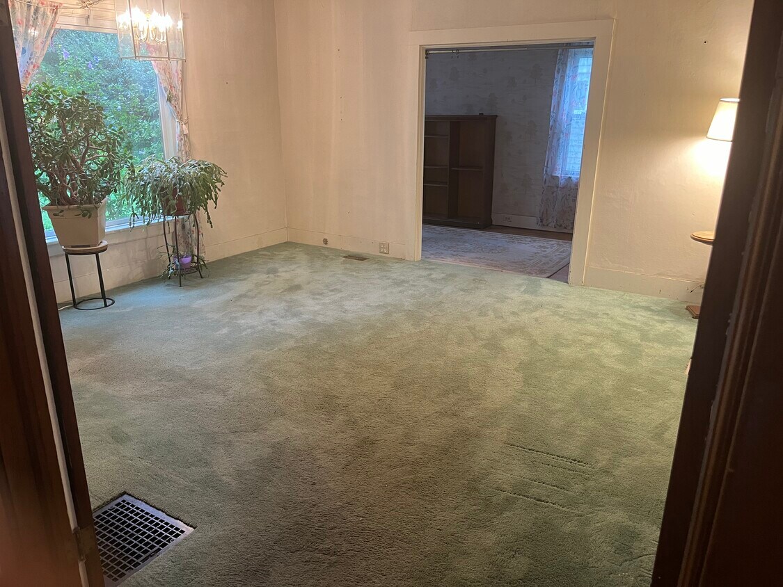 Foto principal - 4120 Dix St