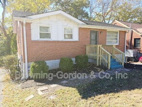 Building Photo - 1322 Ardee Ave