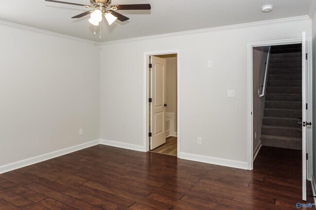 Building Photo - 149 BrookLawn Dr