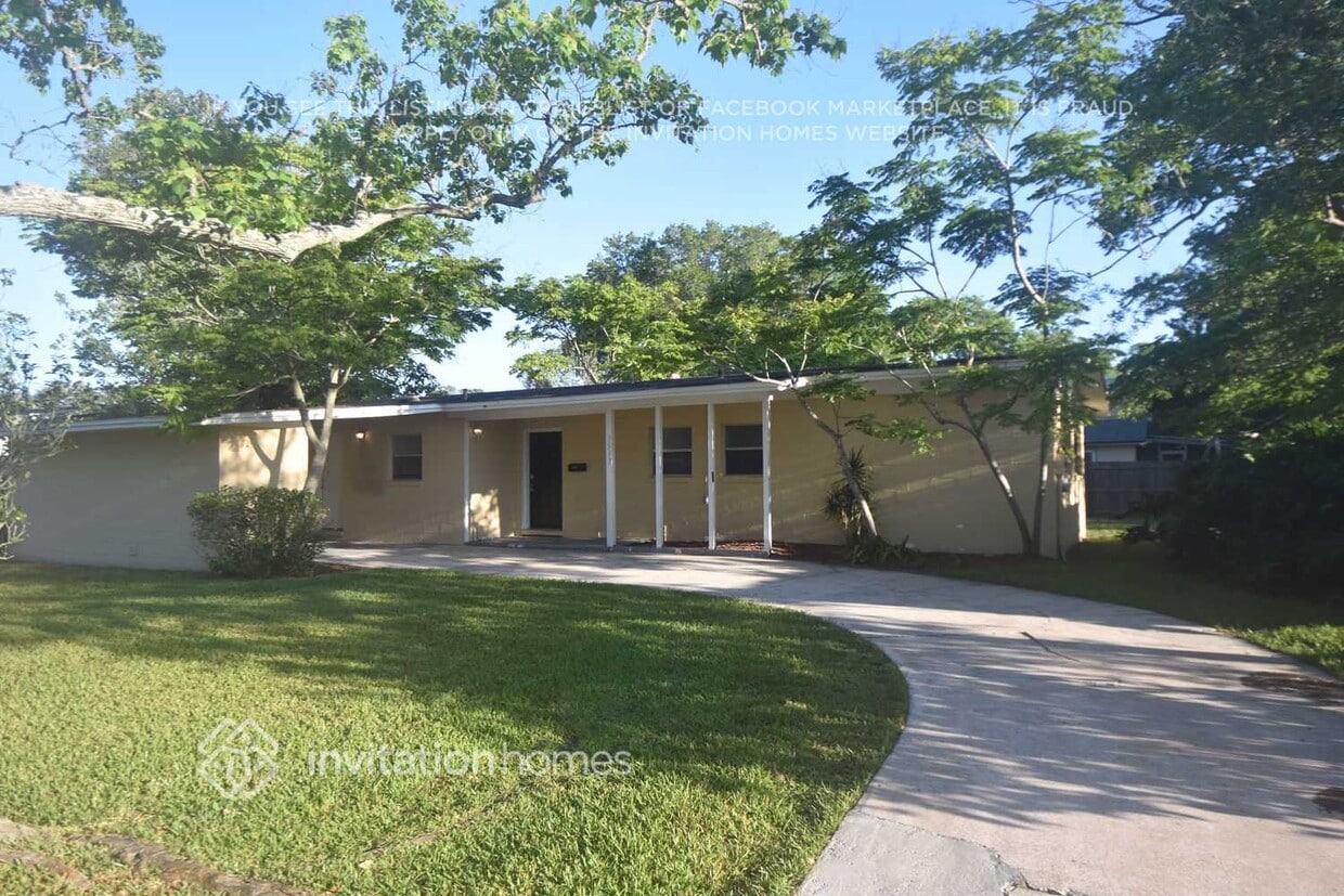 Primary Photo - 1517 Bentin Dr N