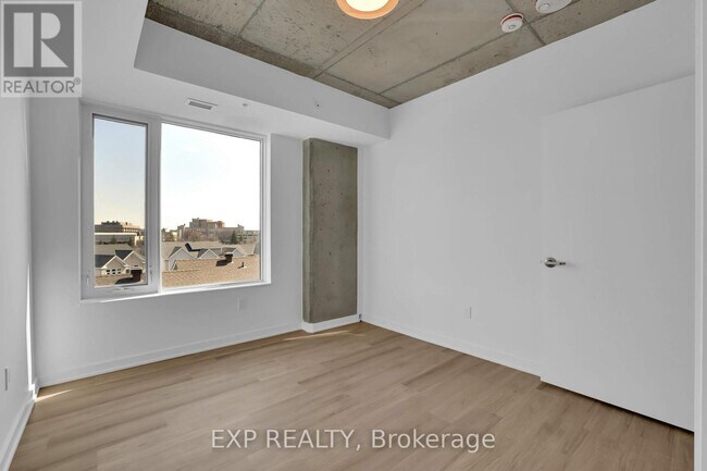 Building Photo - 36 Robinson Ave