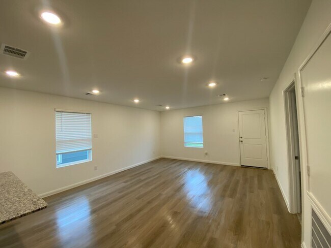 Foto del edificio - 12350 McCrorey Trails Court