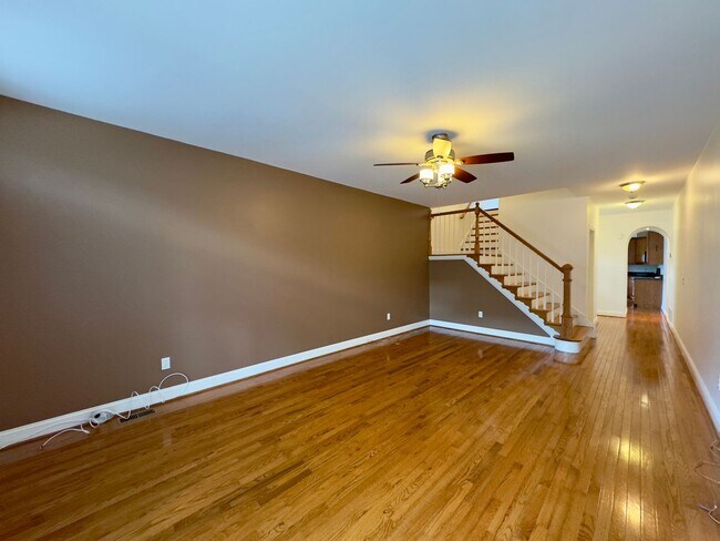 Foto del edificio - Stunning End-of-Group 3bed/3.5ba Patterson Park Home - 3000+ Square Feet with a large yard!