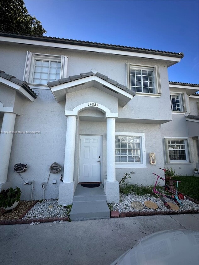 Primary Photo - 14023 SW 120th Ct