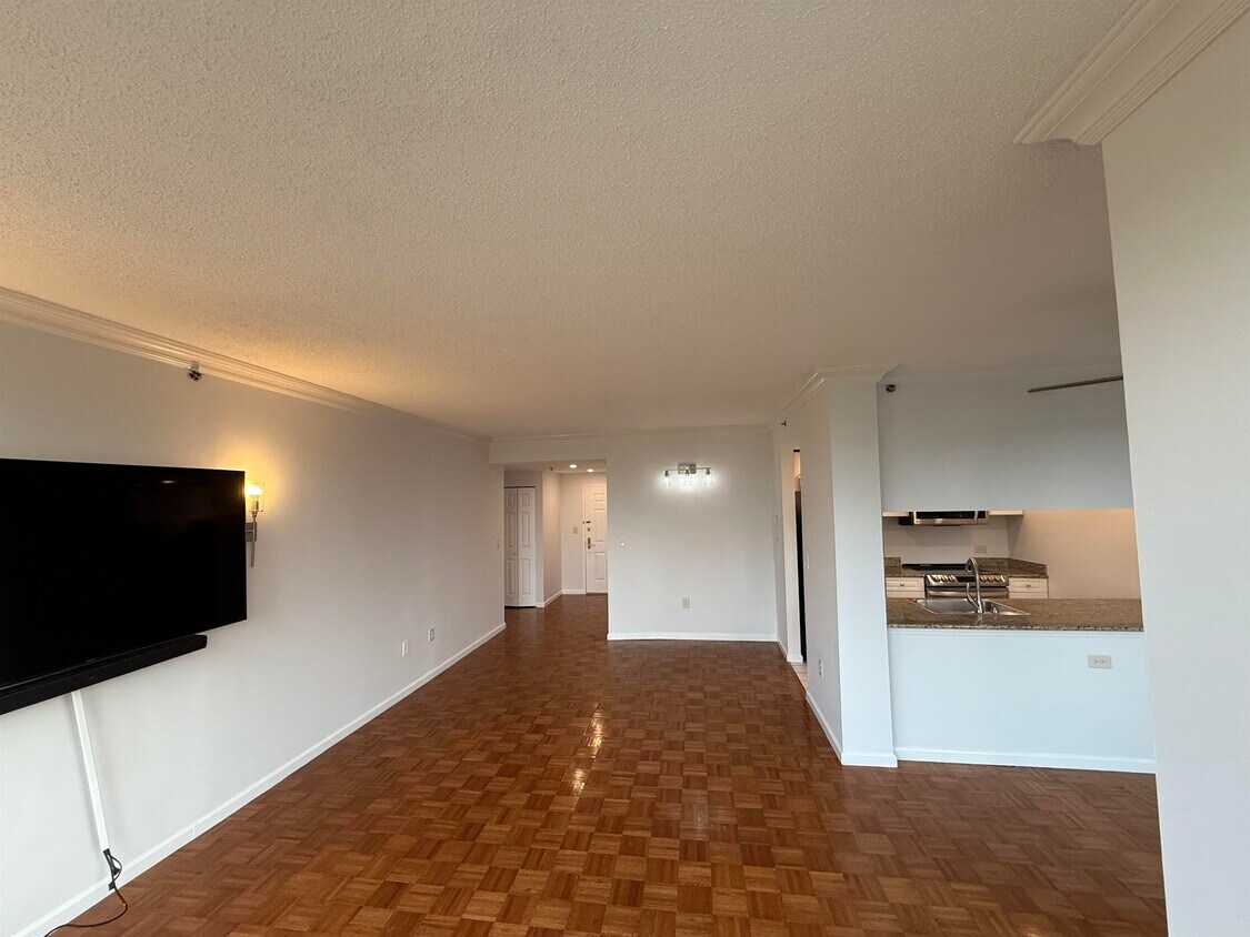 Foto principal - 100 Old Palisade Rd