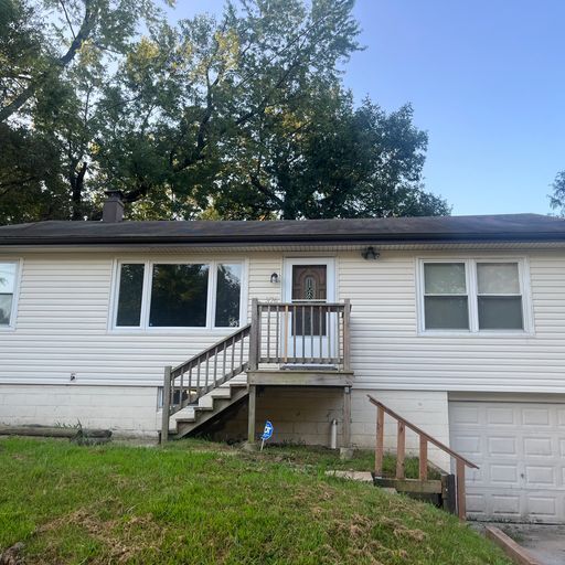 Primary Photo - 376 Bluff Dr.