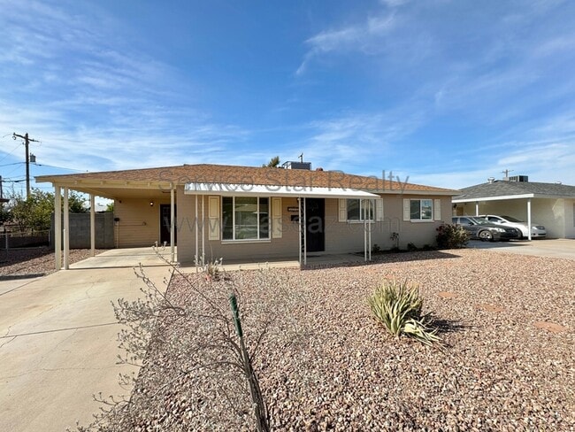 Building Photo - 5540 N 31st Ave