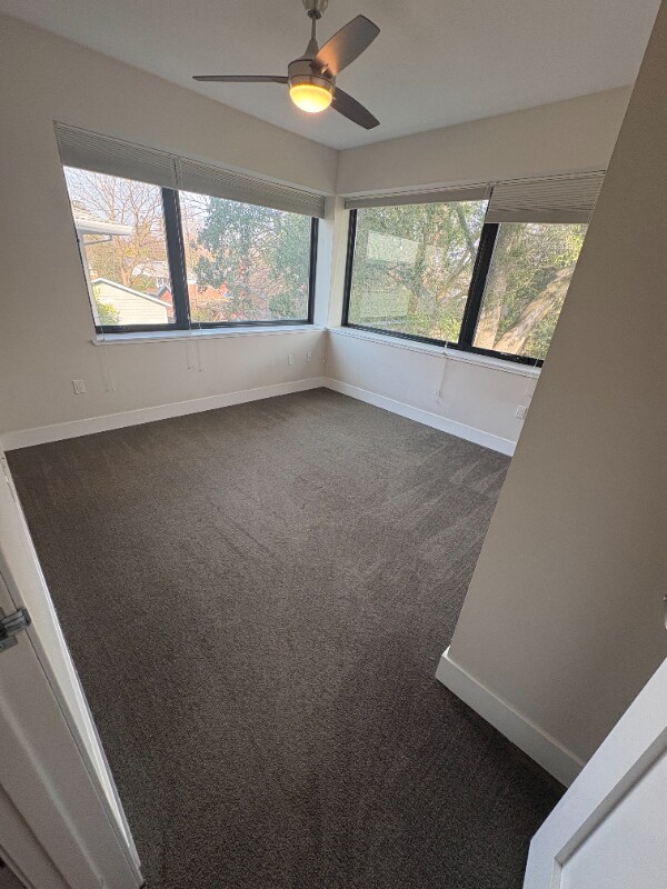 Foto del edificio - 820 B St