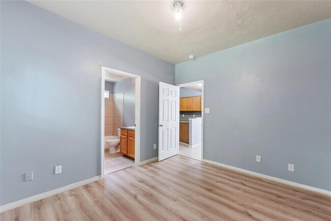 Building Photo - 8130 Jutland Rd