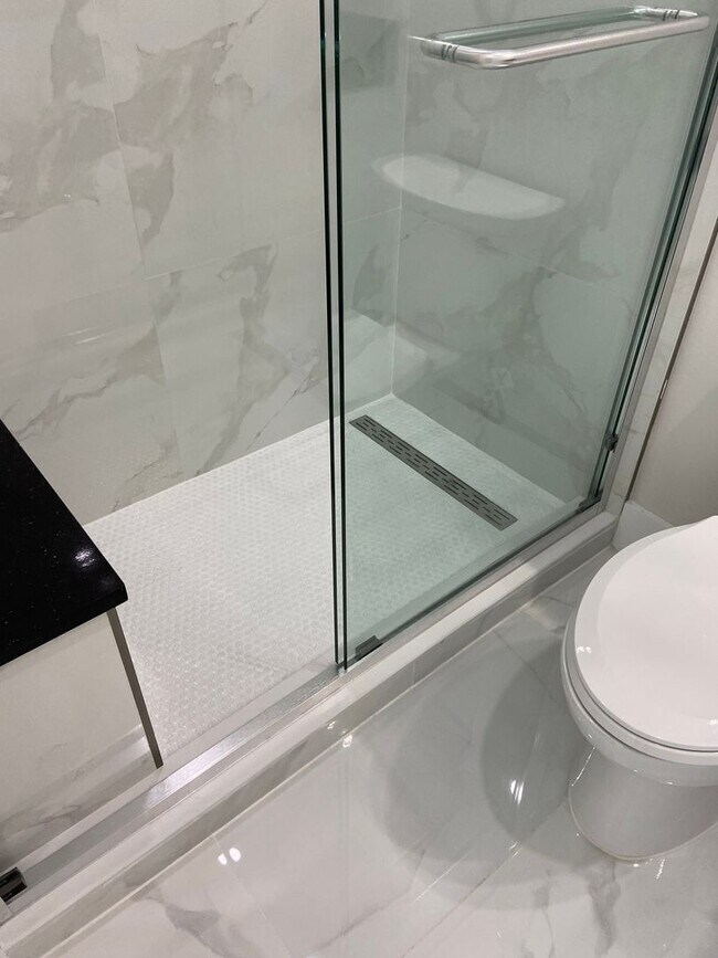 Building Photo - 3677 37th Ave NE