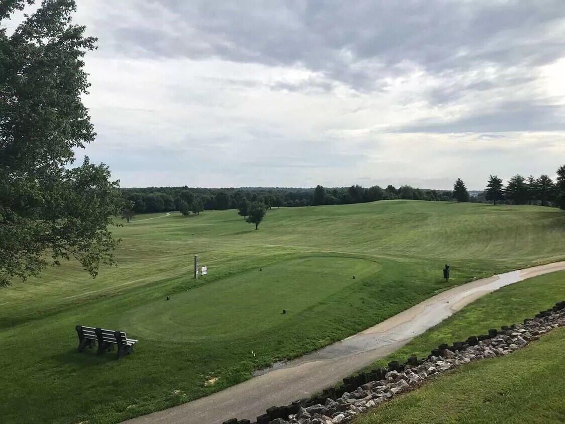 Thunderbolt Golf Course - 712 Senate Ave