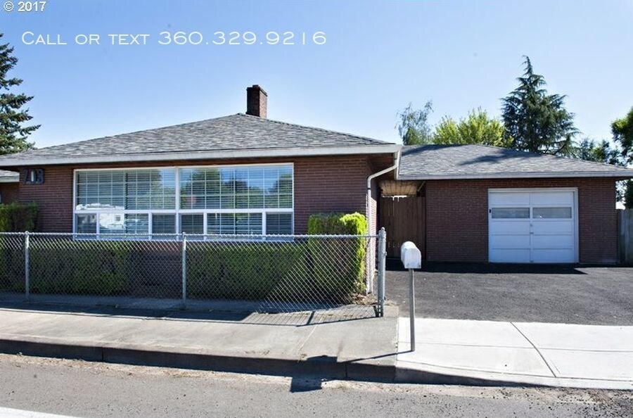 Primary Photo - 703 NW 78th St