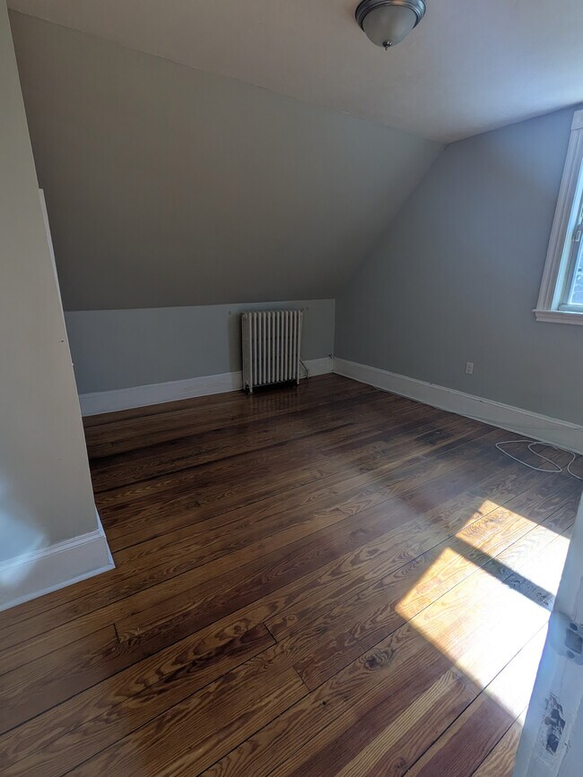 Building Photo - 135 Readville St