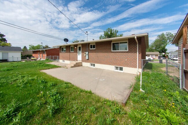 Building Photo - 4761 Greybull Ave