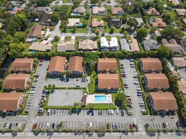Foto del edificio - 3149 Coral Ridge Dr