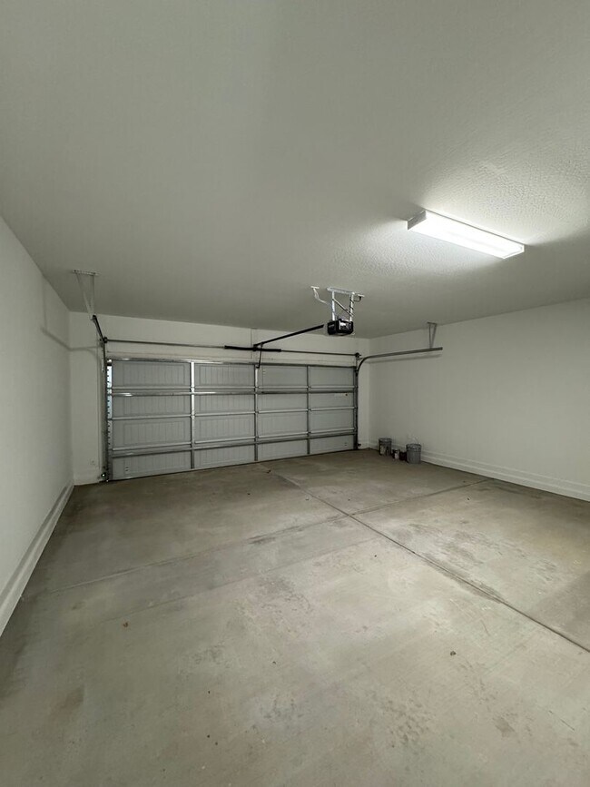 Foto del edificio - BRAND NEW HOME IN PHOENIX