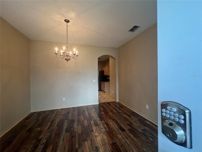 Foto del edificio - 9855 Secret Cove Ln