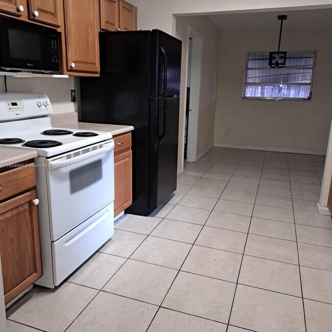 Foto del edificio - 3131 N 73rd Ave