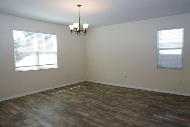 Foto del edificio - 2330 Avellino Ave