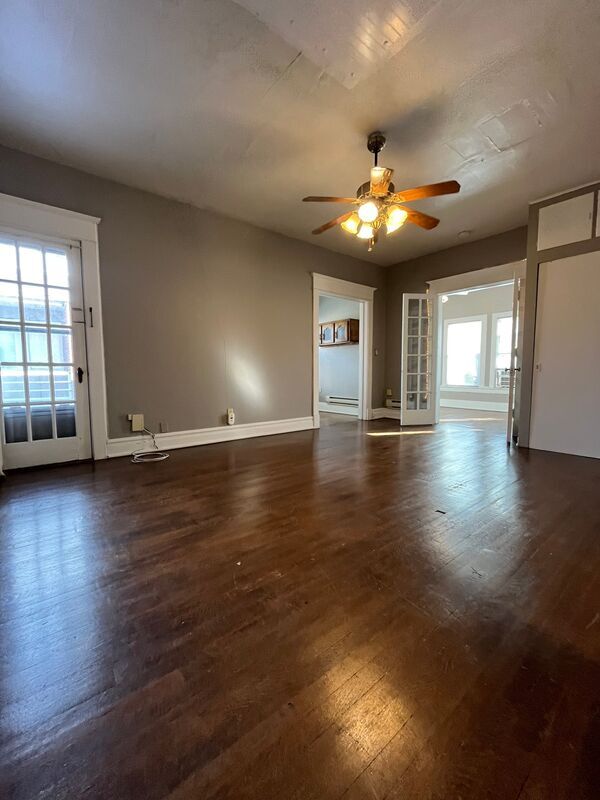 Primary Photo - 1414 C St