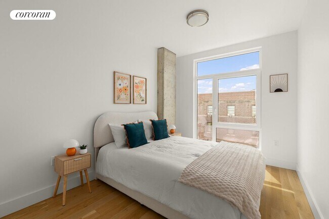 Foto del edificio - 585 Argyle Rd